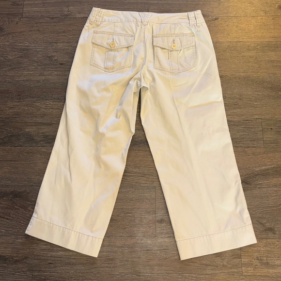 Tommy Hilfiger size 6 khaki capri pants - Picture 5 of 7